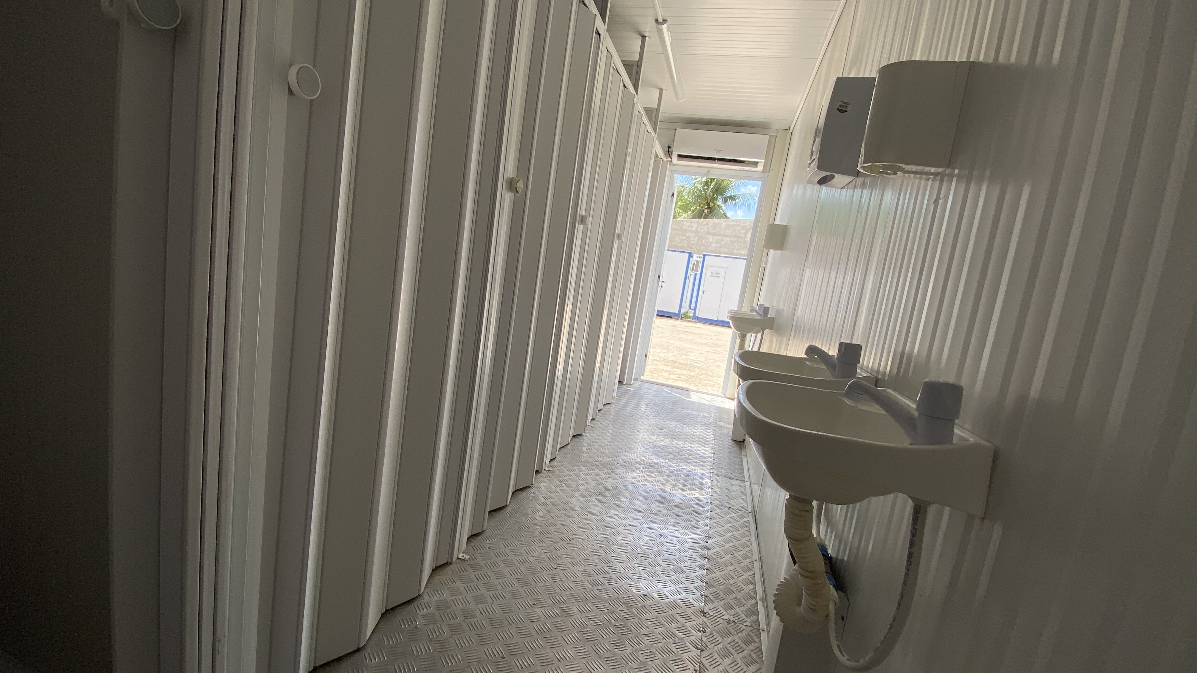 Container Portátil - Vista Frontal